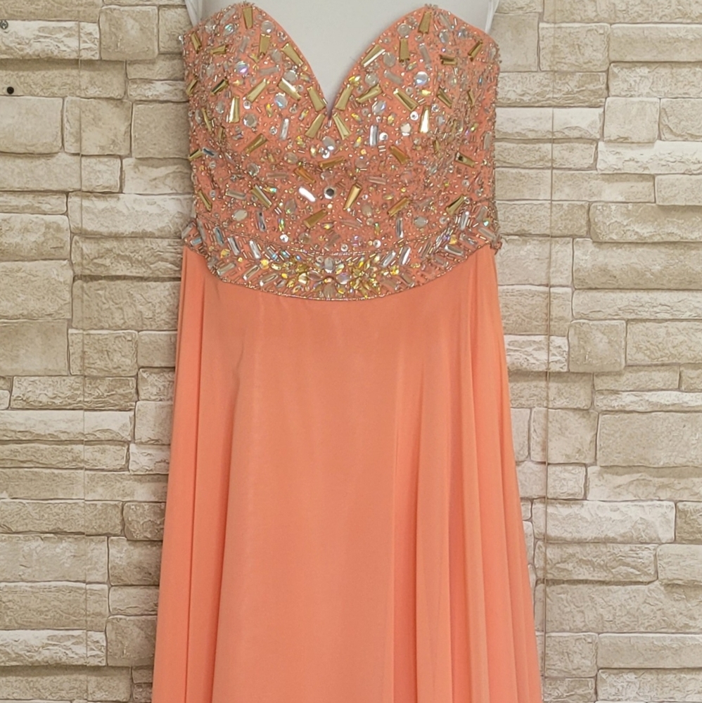 Tony Bowls Le Gala dress - coral size 12 - Picture 5 of 6